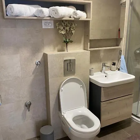 Pupin Star - Centre *