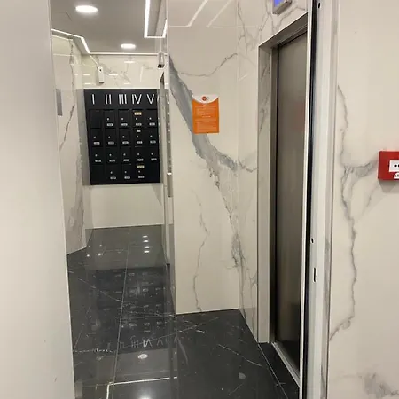 Pupin Star - City Centre Apartment *